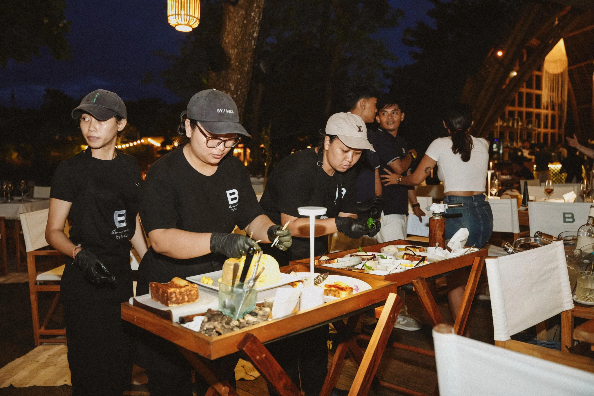 Dinner Atmosphere at Le Bleu Restaurant Nusa Dua